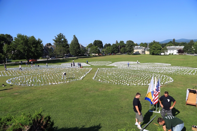New Hampshire: Najveći Cvijet Srebrenice na svijetu