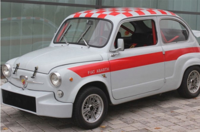 Seat 600 L pretvoren u Abarth 1000 TCR