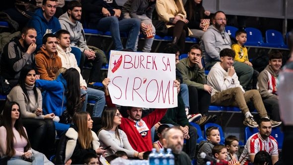 Provokacije u Beogradu nikad zdravije: Burek sa sirom