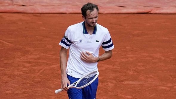 Medvedev doživio šokantni poraz na startu Vimbldona