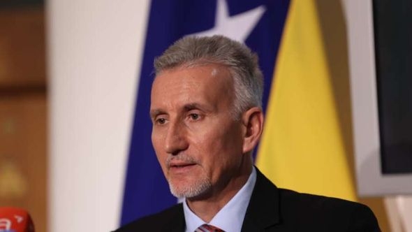 Ademović o neuspješnoj sjednici Doma naroda: Ovo je evropski put BiH, jedno se priča, drugo se radi