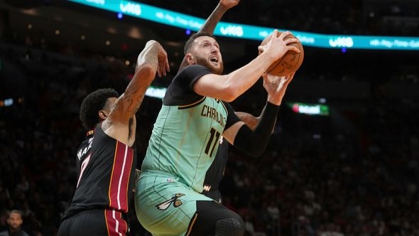 Šarlot ostao bez matematičkih šansi za plej-of, Nurkić skroman, Denver pobijedio bez Jokića