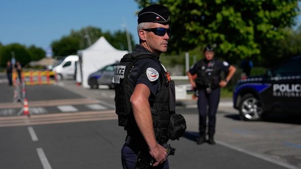 U padu aviona u Francuskoj poginulo 11 osoba