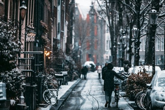 Drugačije iskustvo: Otkrijte Amsterdam u zimskom ruhu