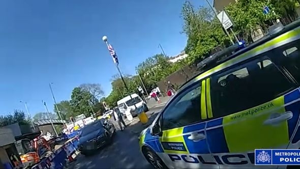 Napad nožem u Londonu: Policija objavila dramatičan snimak hapšenja