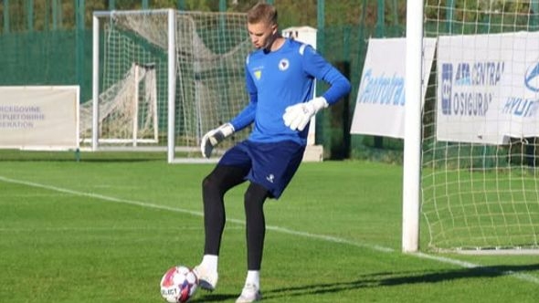 Tarik Karić staje na gol protiv Izraela