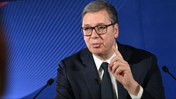 Vučić najavio zakon o sankcionisanju dužnosnika policije koji sarađuju s kriminalcima