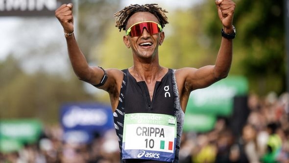 Italijan Crippa i Etiopljanka Demise slavili na Pariškom maratonu