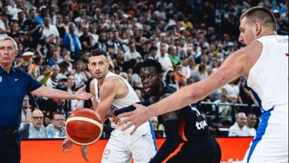 Srbija srušila svjetskog prvaka i sjajno najavila pohod na zlato na Eurobasketu