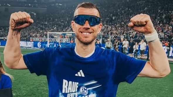 Džeko zaštitio saigrače nakon poraza: "Ostalo je malo alkohola u nama"