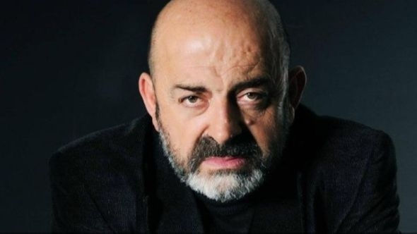 Preminuo Enver Petrovci: Velikan scene i glumačka ikona regiona