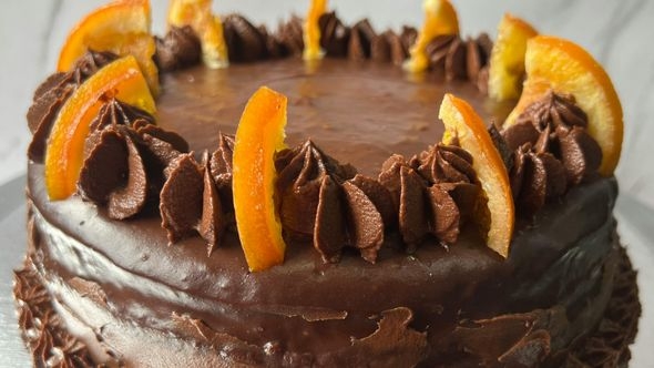 Sočna čokoladna torta s narandžom koja uspijeva svaki put