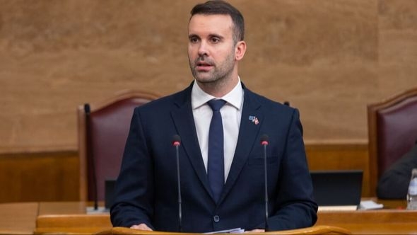Oglasio se Spajić nakon što su mještani u Podgorici htjeli da linčuju grupu Turaka za koju su sumnjali da je izbola mladića