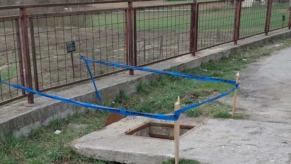 Drama u Travniku: Beba upala u šaht kod ambulante, prebačena u Sarajevo