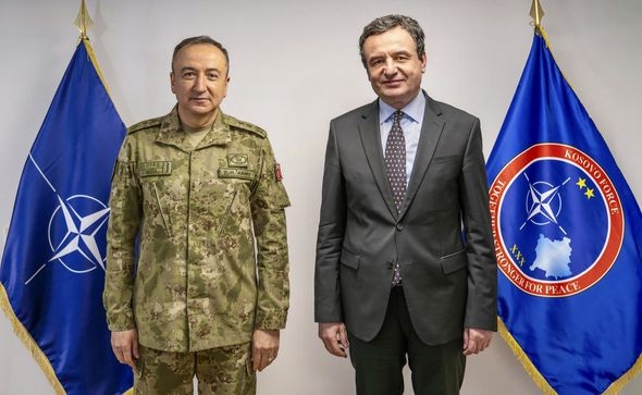 Kurti razgovarao o sigurnosti sa komandantom KFOR-a Ulutasom
