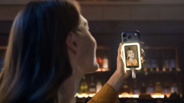 Insta360 predstavio USB-C selfie ekran Snap