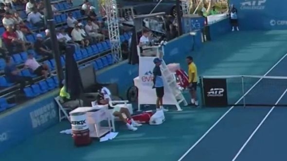 Video / Džumhur planuo usred meča: Jedna scena potpuno zasjenila poraz u Dominikani