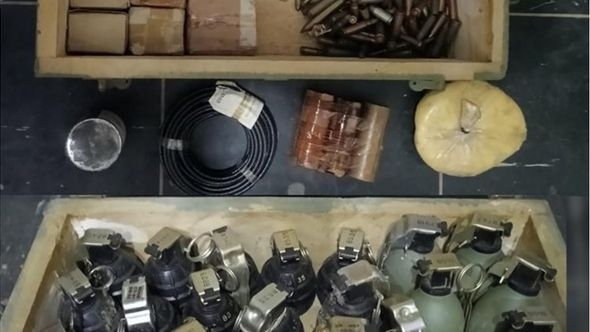 Kupila nekretninu i krenula je preuređivati pa našla bombe, eksploziv, streljivo...