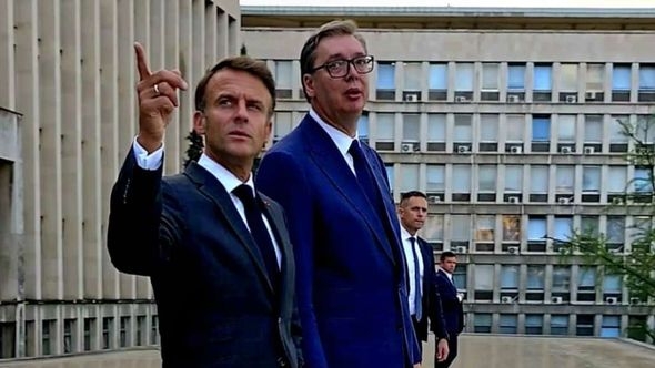 Makron završio dvodnevni posjet Srbiji