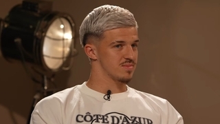 Bh. reprezentativac u podcastu "Hot Date": Tarik Muharemović ekskluzivno prvi put o privatnom životu, porodici i reprezentaciji