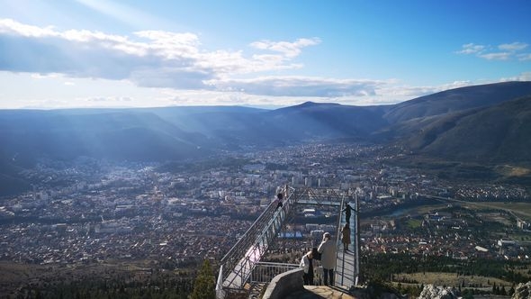 Entitet bez kazališta