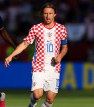 Modrić na granici suza nakon čestitki koje je dobio za 200. utakmicu u dresu Hrvatske