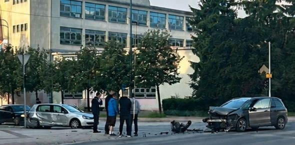 Teška nesreća na Pofalićima: U sudaru vozila dvoje povrijeđeno 