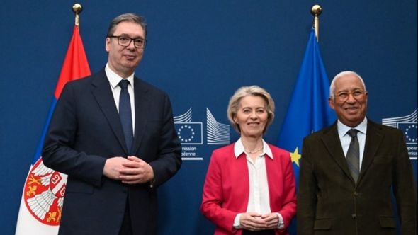 Vučić nakon susreta s Fon der Lajen: Razgovarali smo o našem evropskom putu 