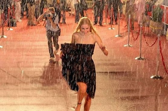 Kad pljusak postane "glamur": Sjećanje na jednu od zapaženijih slika Sarajevo Film Festivala