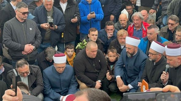 Klanjana dženaza Halidu Bešliću i obavljen ukop na groblju Bare