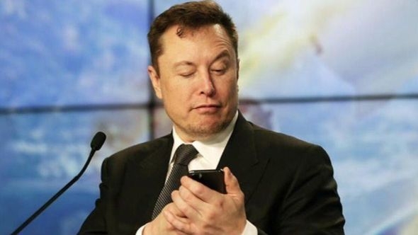 Ilon Mask prijeti: "Zabranit ću Apple uređaje"