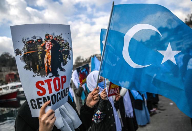 Uighur women march in Istanbul against China camps | Avaz