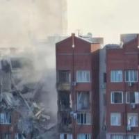 Raketni napad u Dnjepru: Pogođena zgrada od devet spratova, ima povrijeđenih i mrtvih