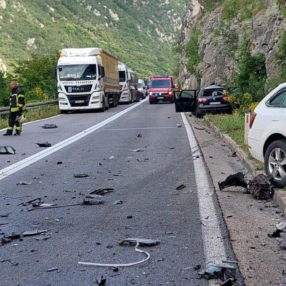 Nakon teške nesreće: Normaliziran saobraćaj u mjestu Salakovac